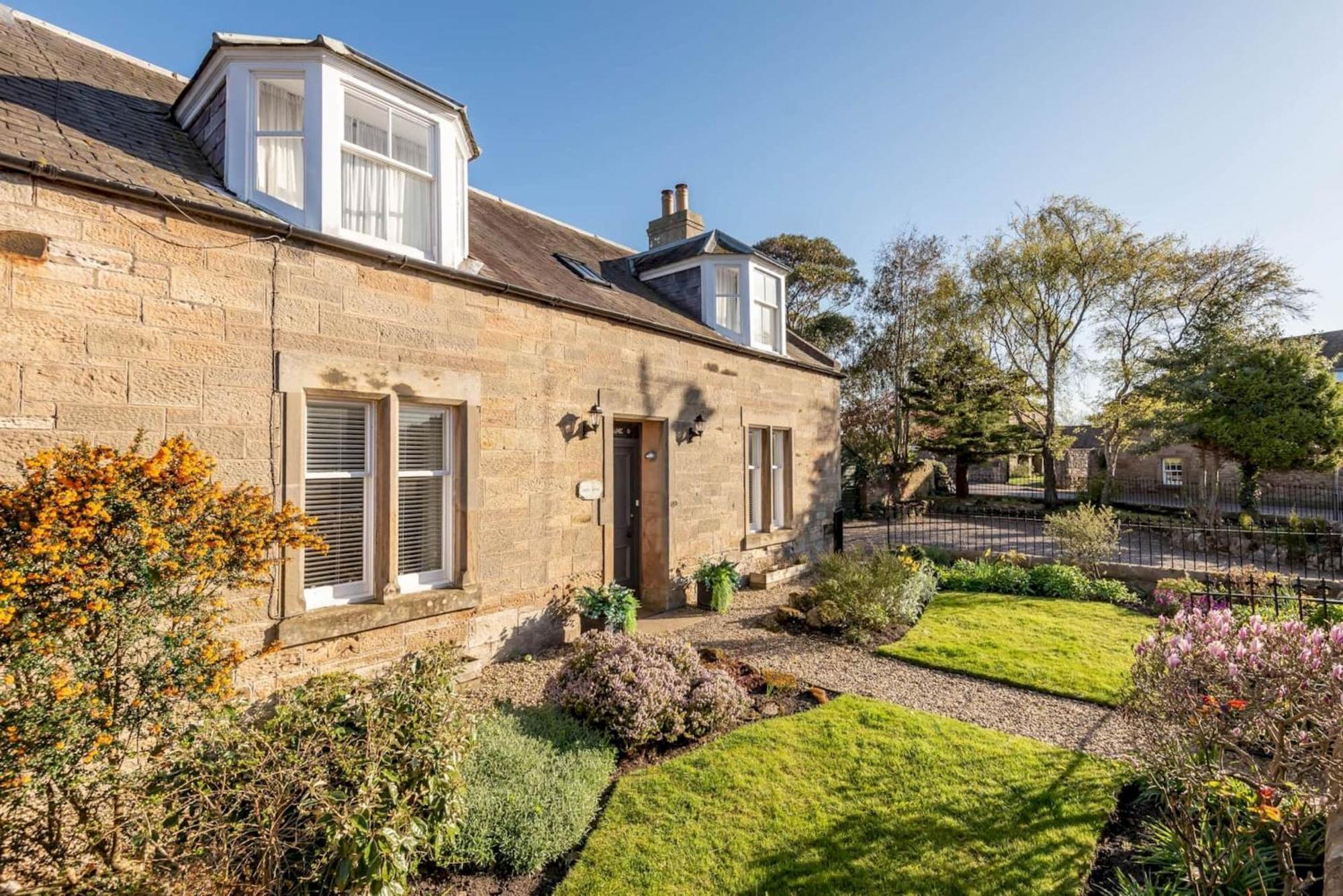 Daisybank Kingsbarns - Beautiful 3 Bedroom Cottage Exterior photo