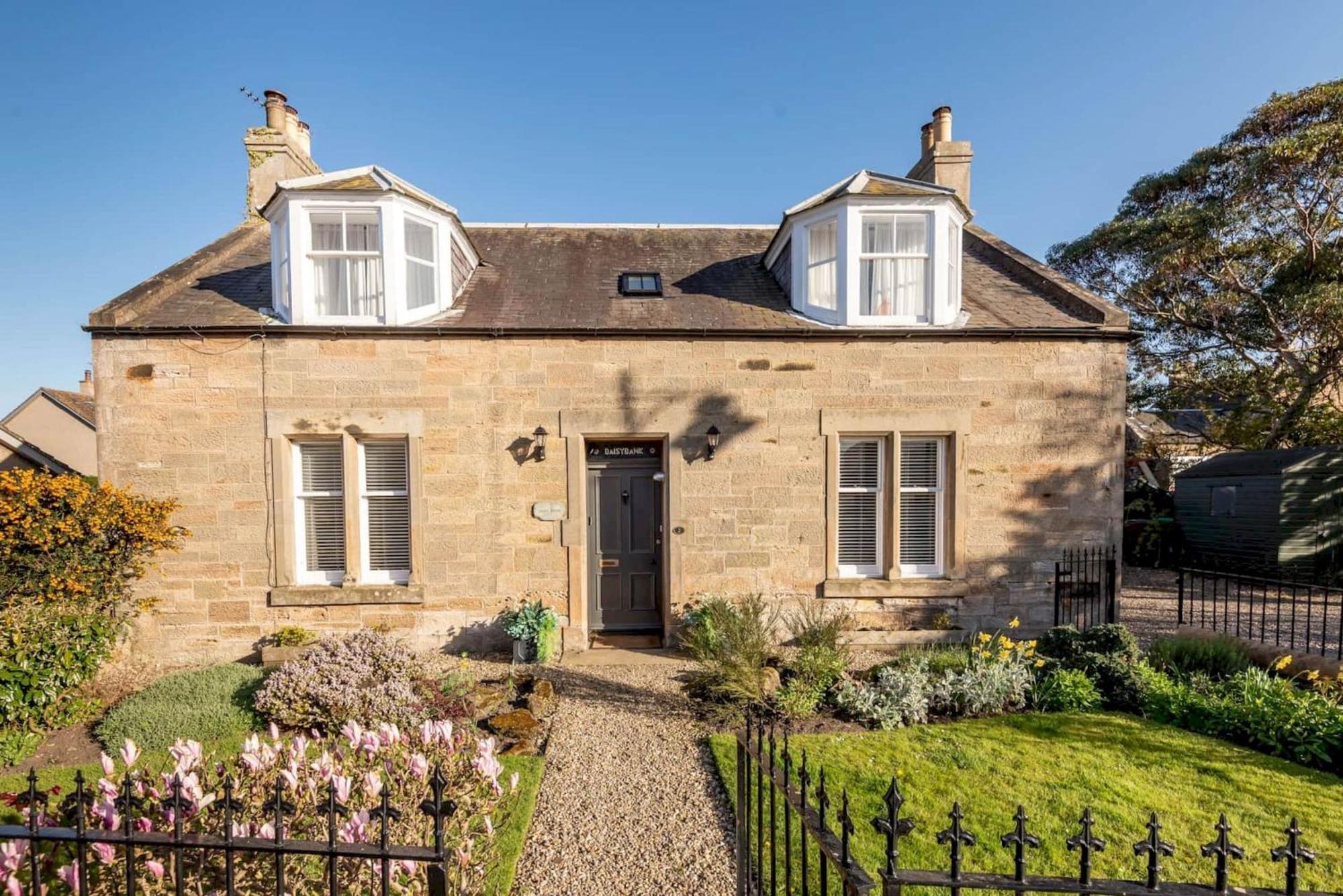 Daisybank Kingsbarns - Beautiful 3 Bedroom Cottage Exterior photo